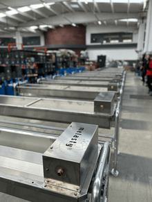 Melasty 150 Litre Ayaklı Devirmeli Suluk (Paslanmaz Gövde) (Sıcak Galvaniz Şase)